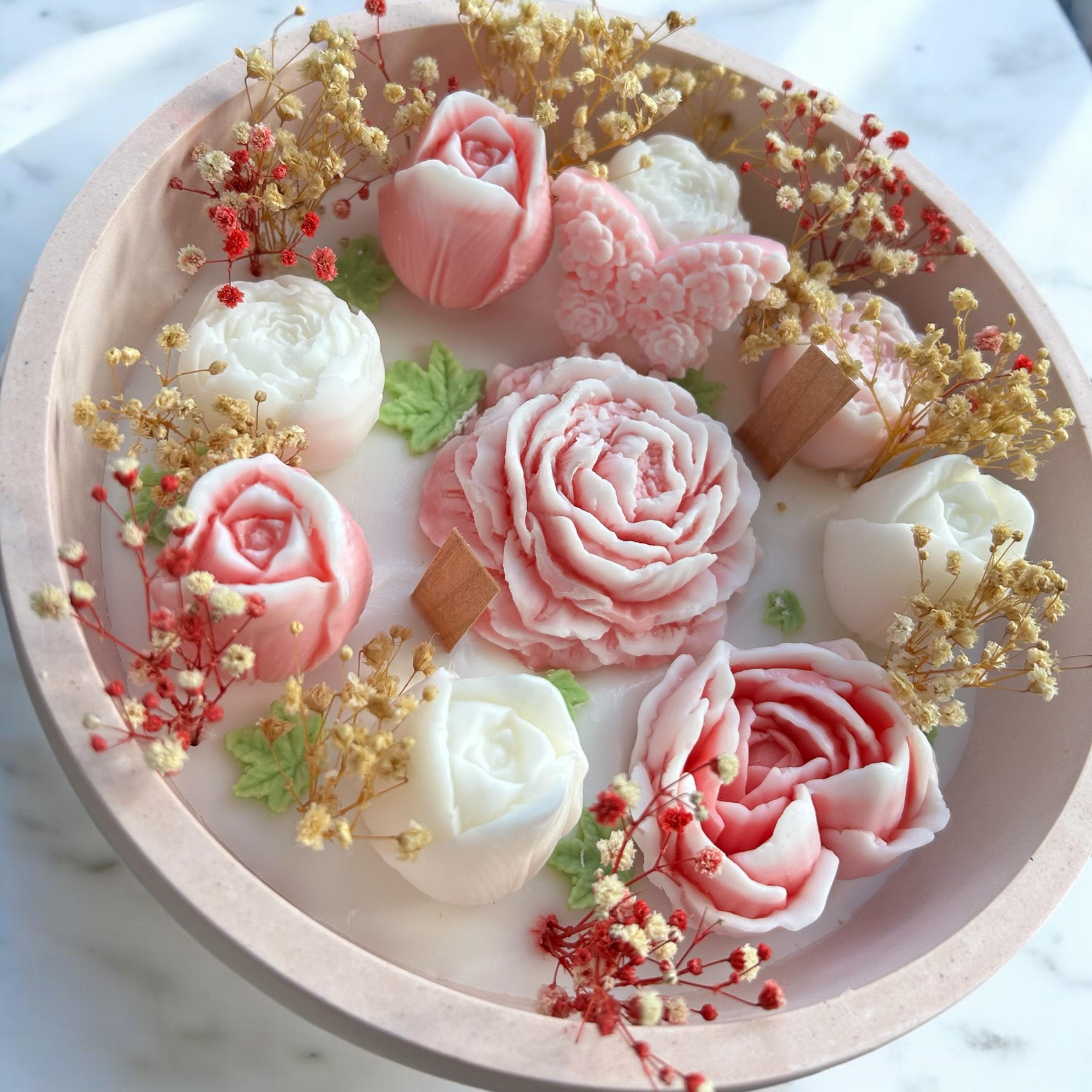 Büyük Kase Pembe Renkli Çiçek Tasarımlı Mum